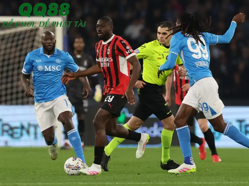 Napoli và AC Milan gặp nhau ở bán kết Super Cup (Ảnh: Football Italia) Napoli và AC Milan gặp nhau ở bán kết Super Cup (Ảnh: Football Italia)
